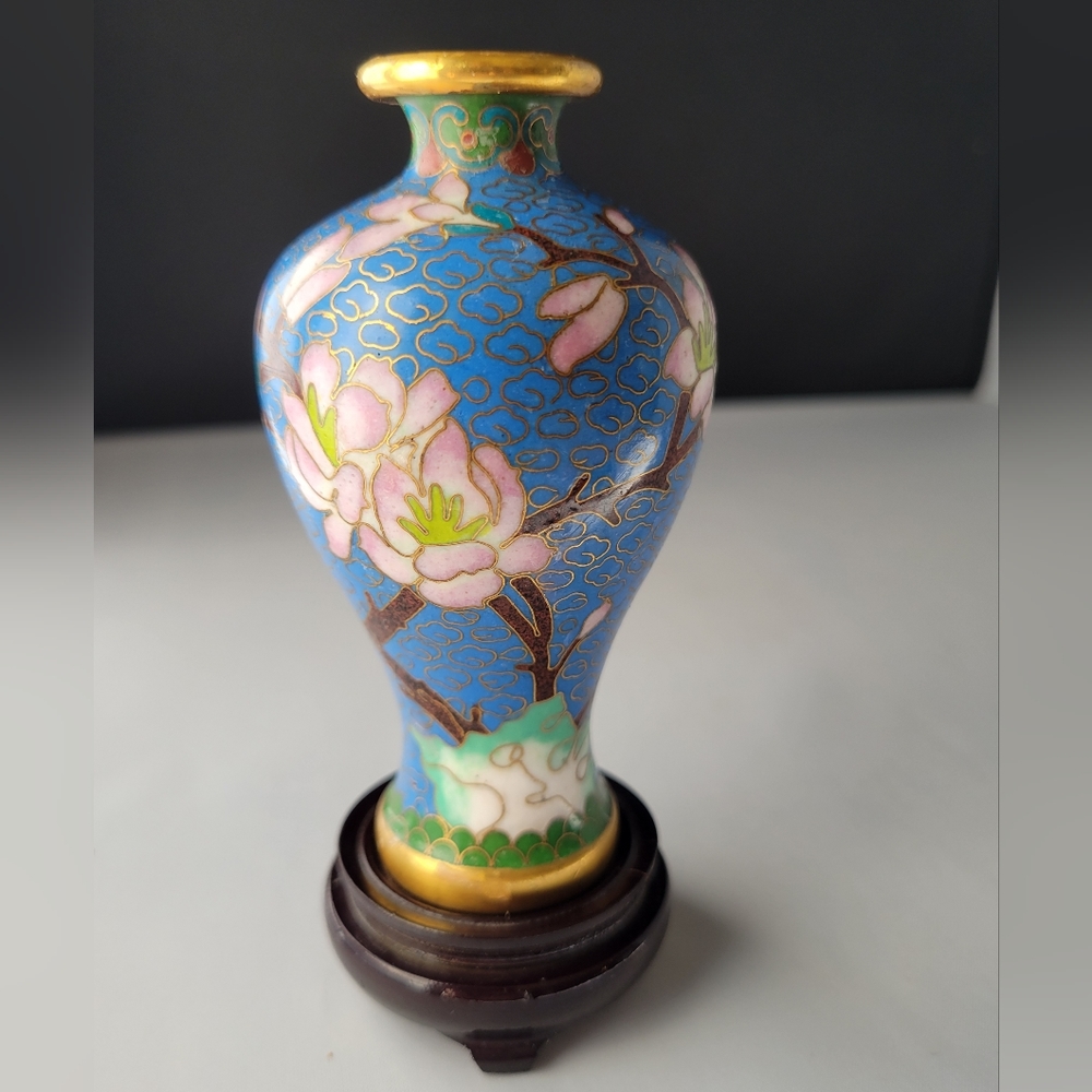 Vintage Blue Flower Miniature Chinese Cloisonne Enamel Vase w/ Wood Base